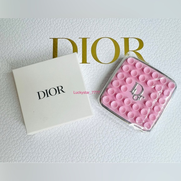 🌸New Dior Octobuddy Luxury Phone Accessory (Holder)🌸 - Picture 1 of 4